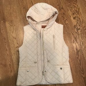 Girls quilted vest from Zara, size 13/14